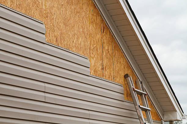 24/7 Emergency Siding Replacement experts in Stokes, NC